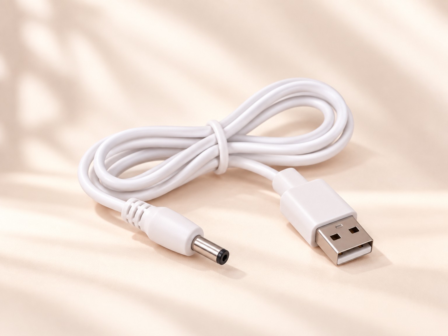 Cabo USB branco para carregamento
